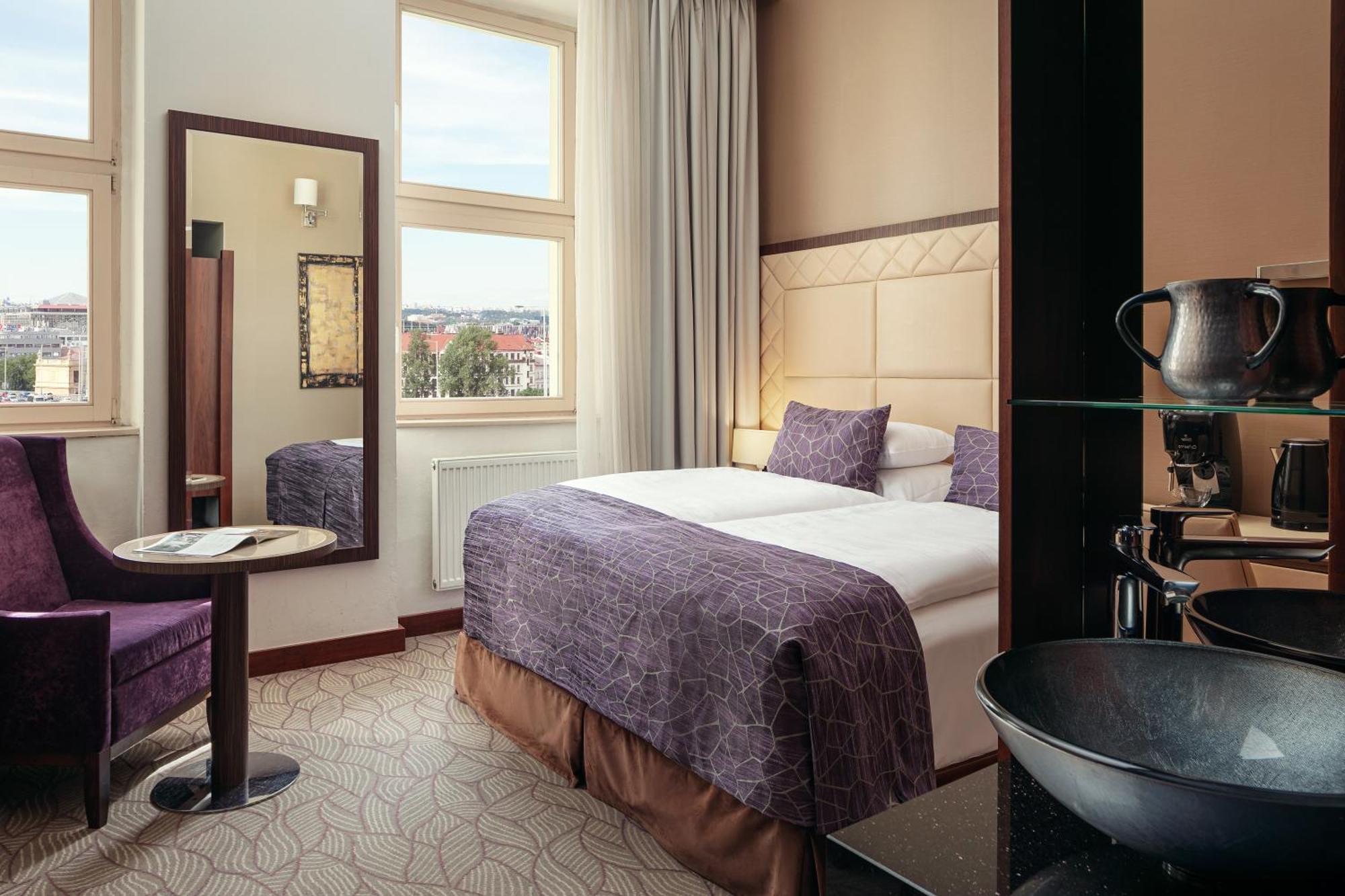 Kosher Hotel King David Praga Esterno foto A room at the hotel