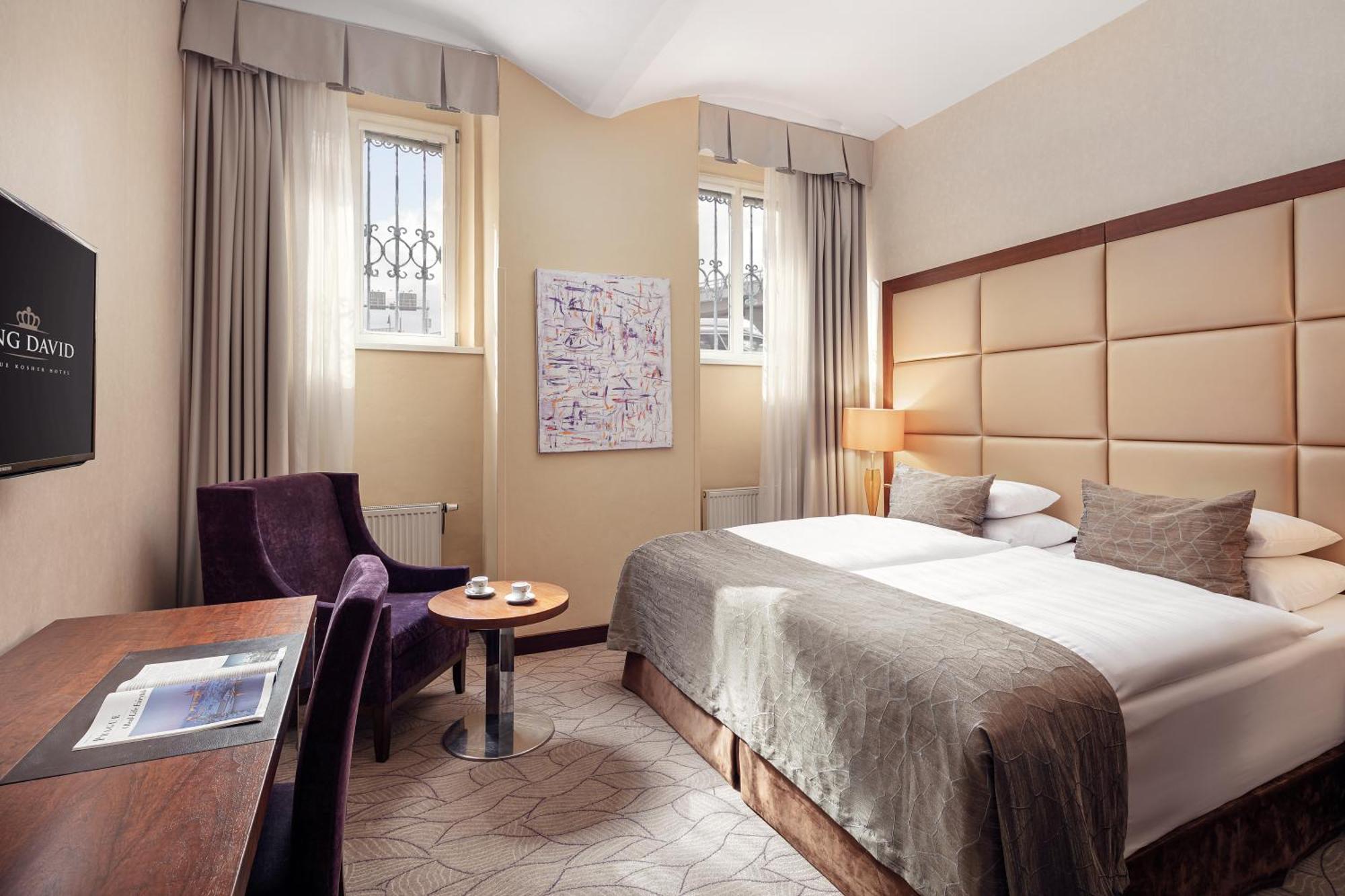 Kosher Hotel King David Praga Esterno foto A room at the Hotel Axelmannstein