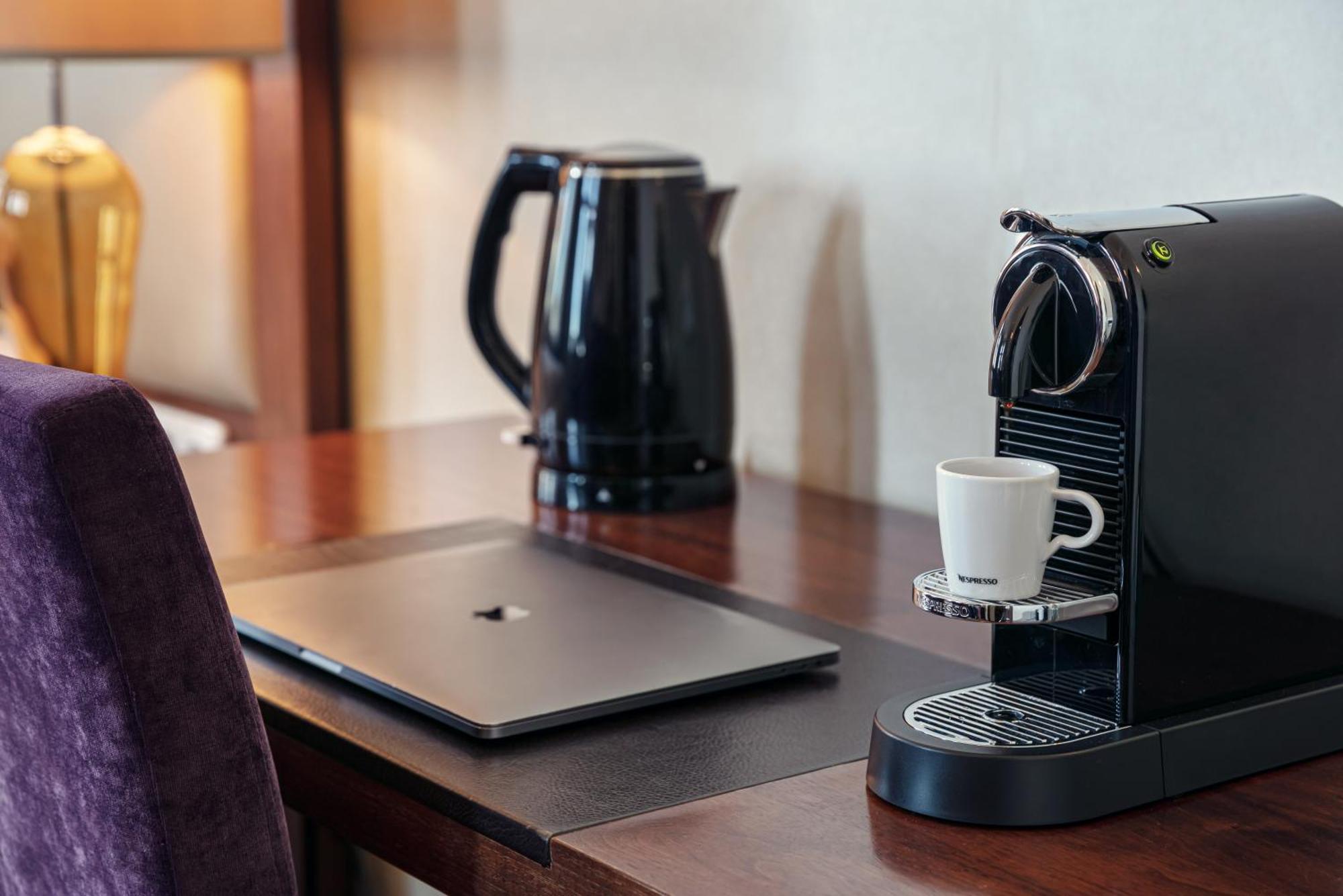 Kosher Hotel King David Praga Esterno foto A Nespresso coffee machine