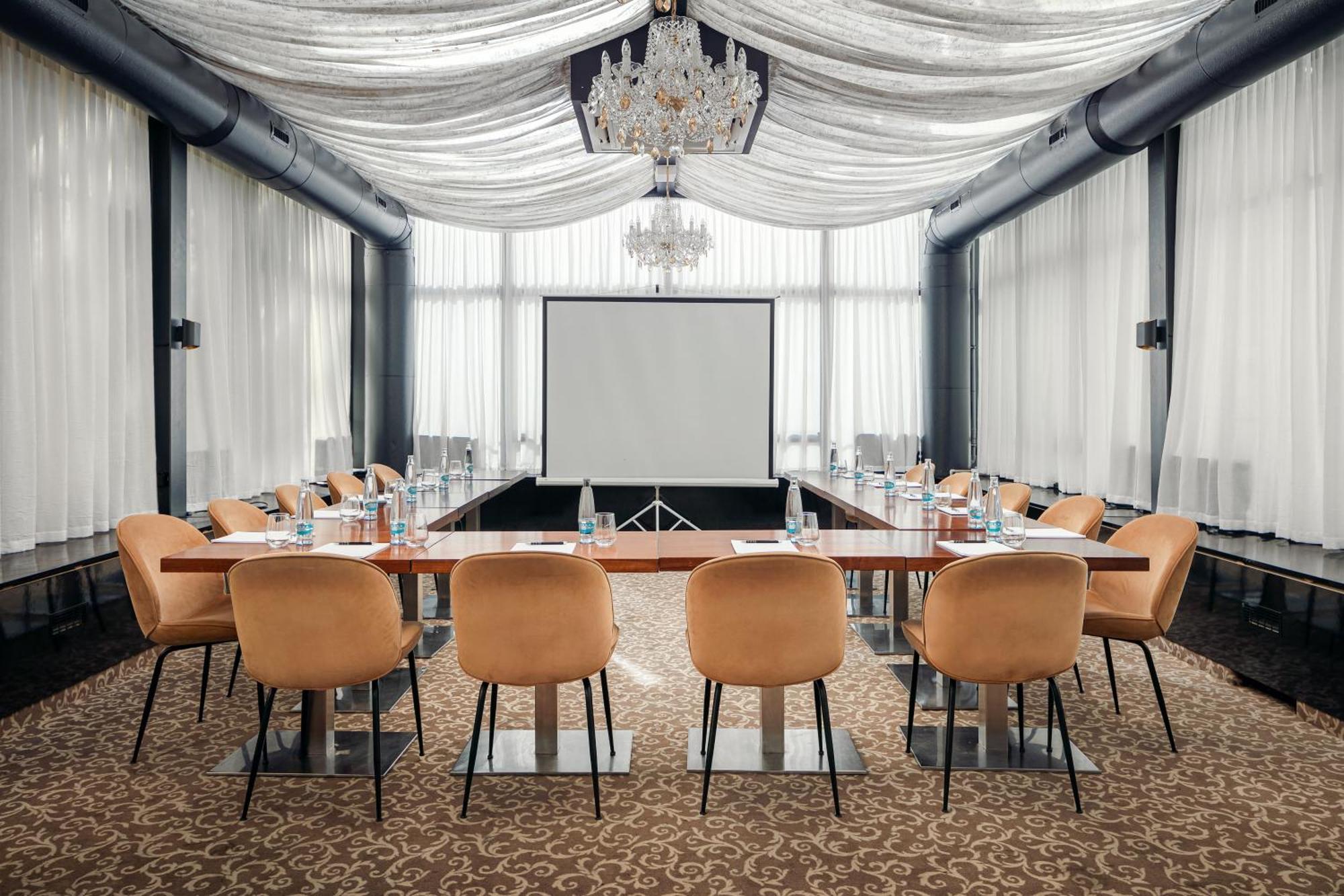 Kosher Hotel King David Praga Esterno foto Meeting room